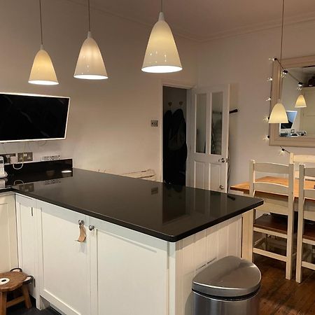 3 Bed Home Sleeps 6 Free Parking Brighton Екстер'єр фото